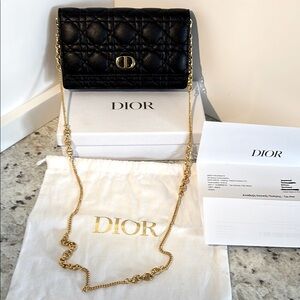 Dior Caro Pouch with Chain (black supple cabbage calfskin).
